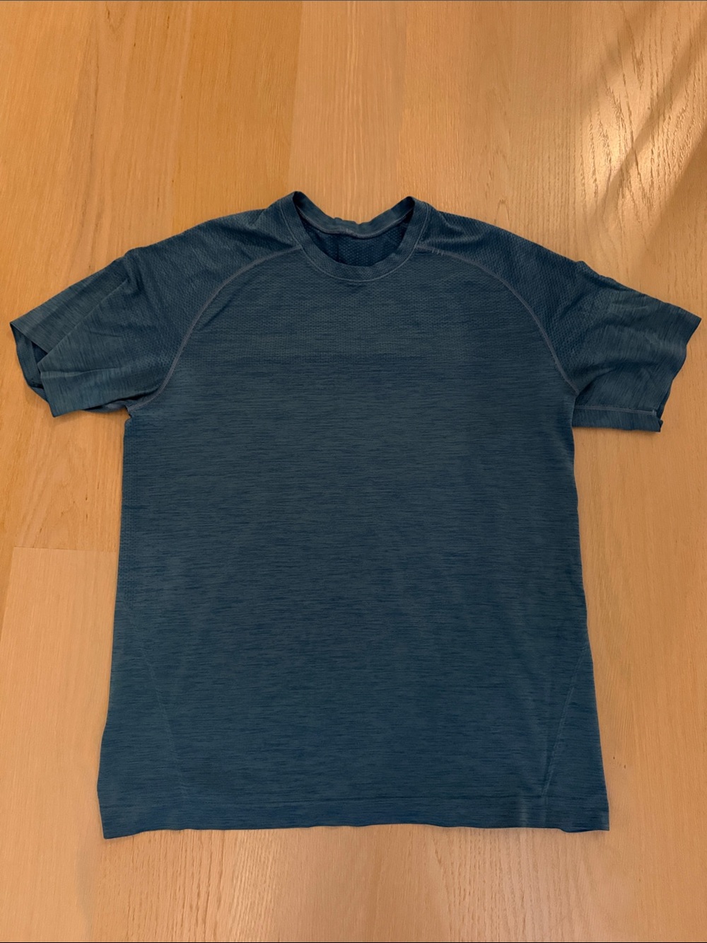 Lululemon Metal Vent T-shirt